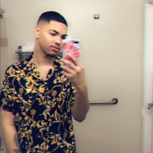 Meet your Posher, Robert